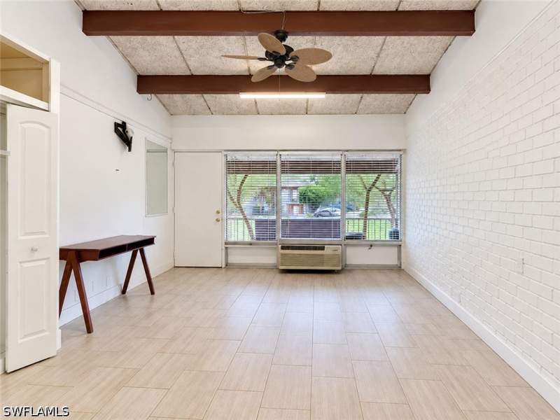 1 bedroom Condominium at 4050 Golden Gate Pkwy 219, Golden Gate City, Naples — photo 3