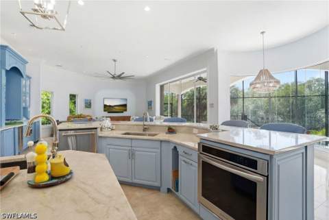 1237 Pocantico Ln, Naples FL - photo 9 of 38