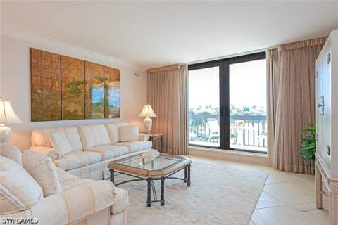 4001 Gulf Shore Blvd N 305, Naples FL - photo 7 of 23