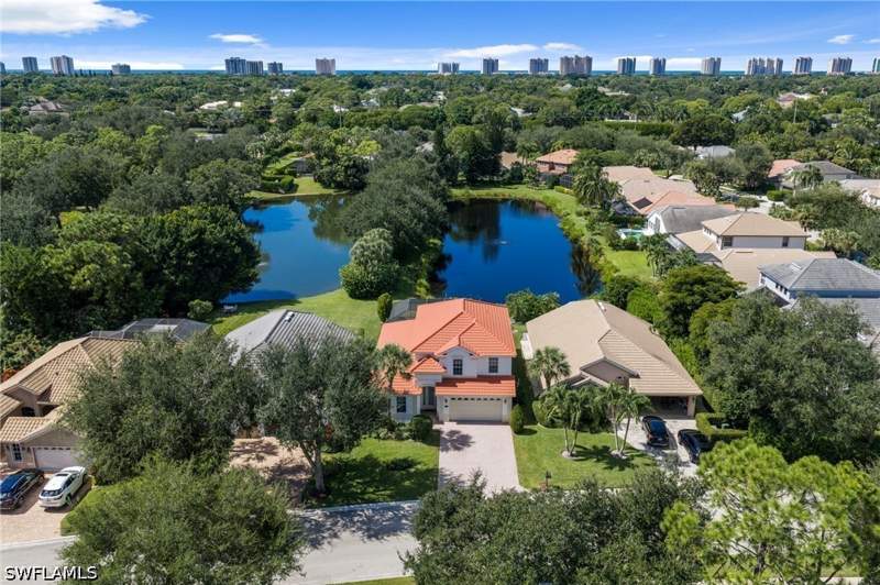 5 bedroom SingleFamilyResidence at 6733 Autumn Woods Blvd, Autumn Woods, Naples — photo 4