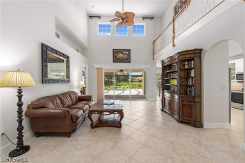 6733 Autumn Woods Blvd, Naples FL - photo 8 of 48