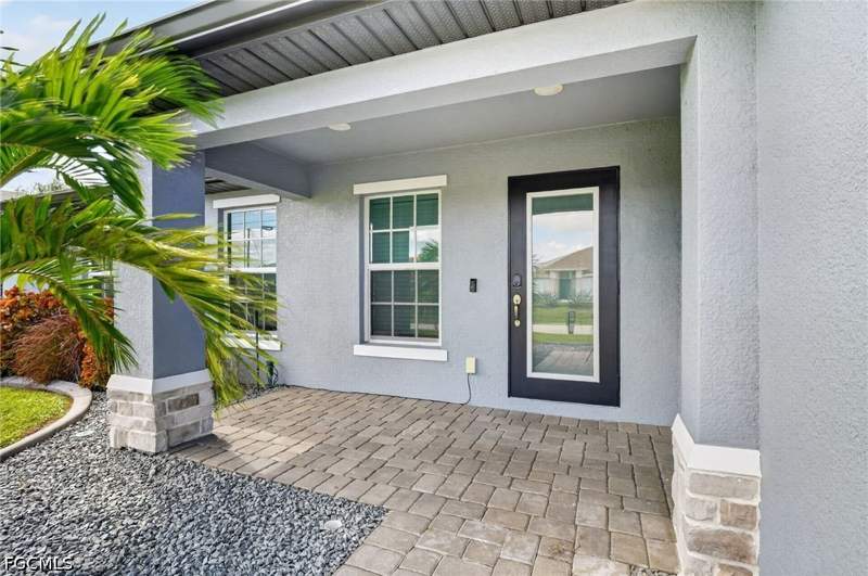 3 bedroom SingleFamilyResidence at 2214 NW 21st Ave, Cape Coral, Cape Coral — photo 3