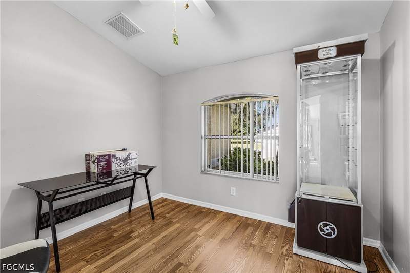 3 bedroom SingleFamilyResidence at 3217 SW 12th Ave, Cape Coral, Cape Coral — photo 5