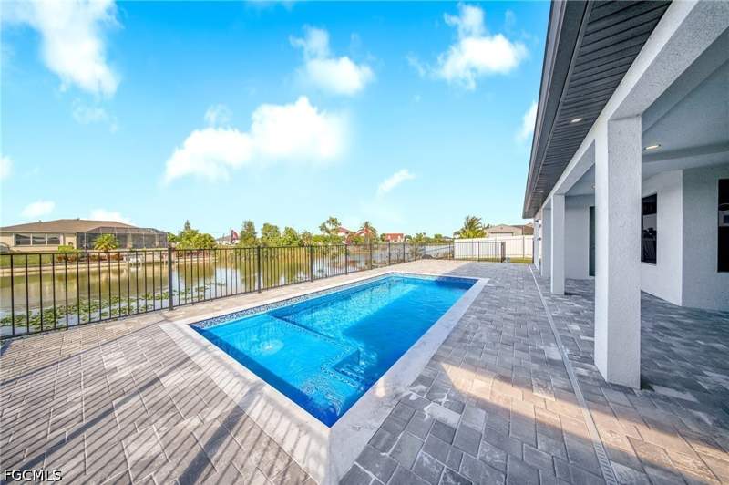 4 bedroom SingleFamilyResidence at 933 NW 8th Ter, Cape Coral, Cape Coral — photo 5
