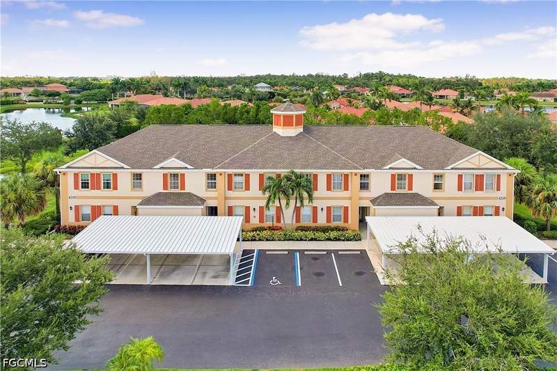 3 bedroom Condominium at 4219 Liron Ave 204, Province Park, Fort Myers — photo 2