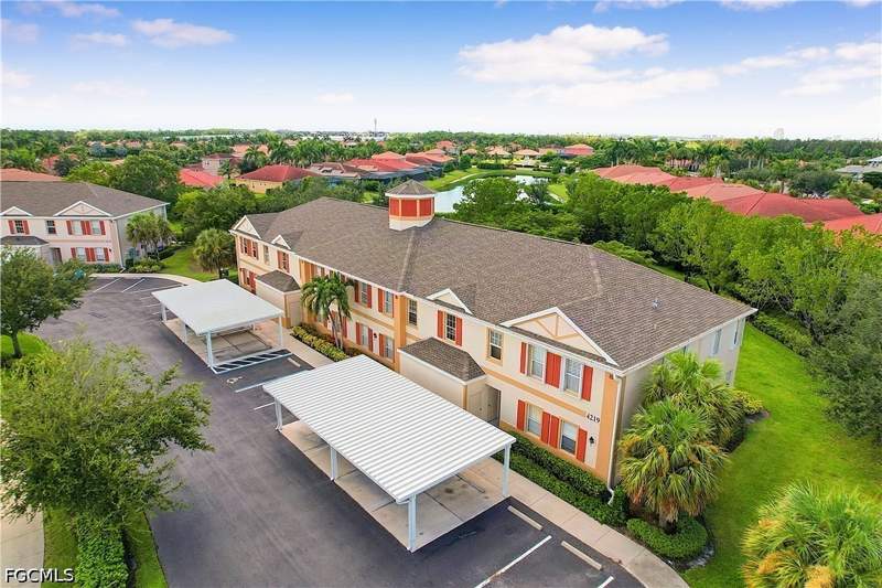 3 bedroom Condominium at 4219 Liron Ave 204, Province Park, Fort Myers — photo 3