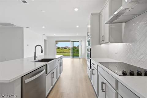 16951 Squirrel Branch Ln, Alva FL - photo 7 of 46