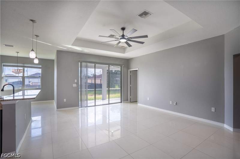 3 bedroom SingleFamilyResidence at 2903 26th St SW, Lehigh Acres, Lehigh Acres — photo 4