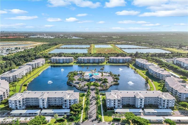 2 bedroom Condominium at 16635 Lake Circle Dr 613, Heritage Pointe, Fort Myers — photo 2