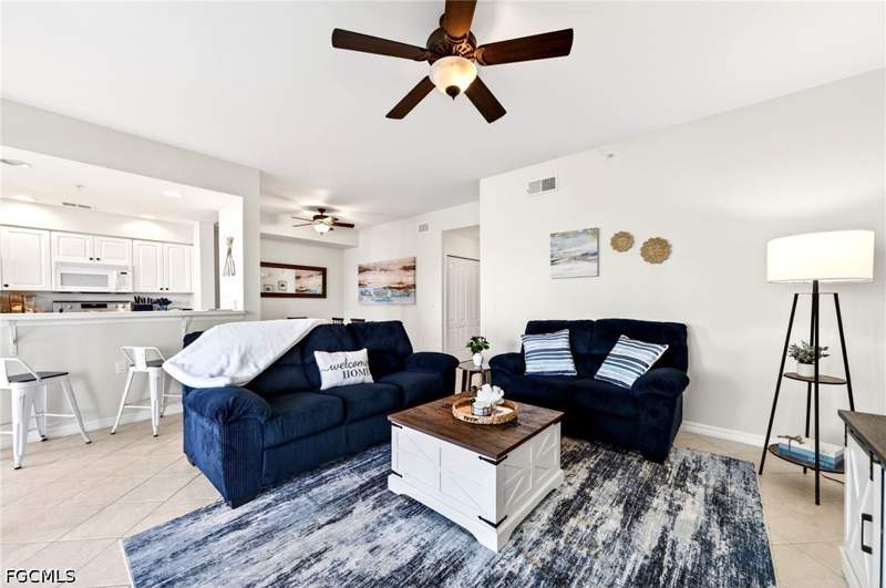 2 bedroom Condominium at 16635 Lake Circle Dr 613, Heritage Pointe, Fort Myers — photo 4