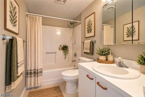 7406 Lake Breeze Dr 514, Fort Myers FL - photo 13 of 37
