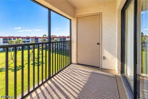 7406 Lake Breeze Dr 514, Fort Myers FL - photo 15 of 37