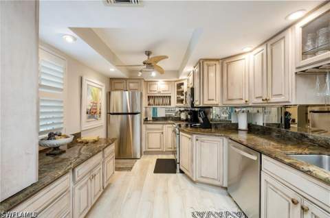1200 Blue Point Ave A2, Naples FL - photo 9 of 24