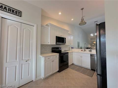 2860 Cypress Trace Cir 1823, Naples FL - photo 8 of 50