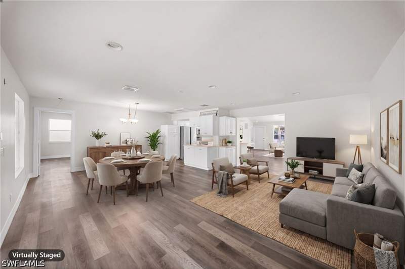 5 bedroom SingleFamilyResidence at 24709 Rodas Dr, San Carlos Estates, Bonita Springs — photo 4
