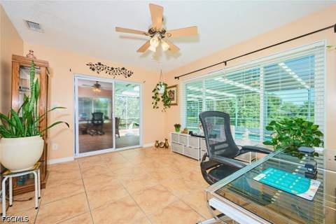 208 S Lake Dr, Lehigh Acres FL - photo 8 of 28