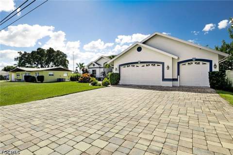 13361 Marquette Blvd, Fort Myers FL - photo 11 of 53