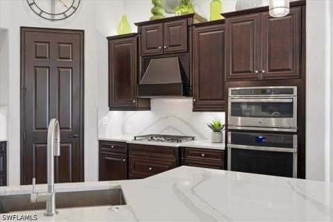 3410 Runaway Ct, Naples FL - photo 10 of 48