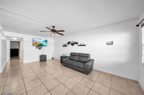 5210 Coronado Pkwy 5, Cape Coral FL - photo 11 of 20