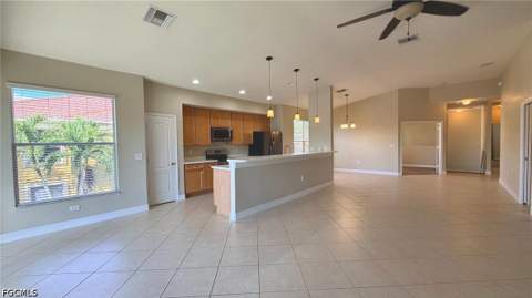 13071 Sandy Key Bend 304, North Fort Myers FL - photo 12 of 30