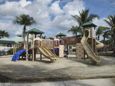 13071 Sandy Key Bend 304, North Fort Myers FL - photo 24 of 30