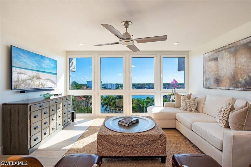 3 bedroom Condominium at 4031 Gulf Shore Blvd N 7D, Allegro, Naples — photo 2