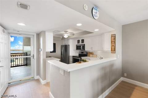 2800 Estero Blvd 1104, Fort Myers Beach FL - photo 10 of 50