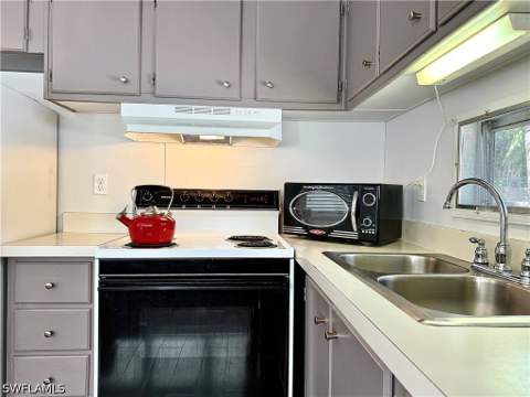 151 Cheetah Dr 151, Naples FL - photo 11 of 50