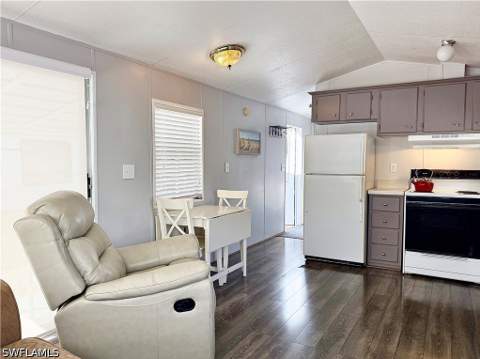 151 Cheetah Dr 151, Naples FL - photo 12 of 50