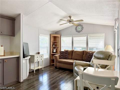 151 Cheetah Dr 151, Naples FL - photo 8 of 50