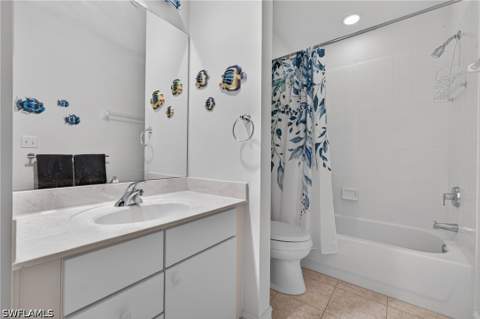 20820 Hammock Greens Ln 204, Estero FL - photo 17 of 50