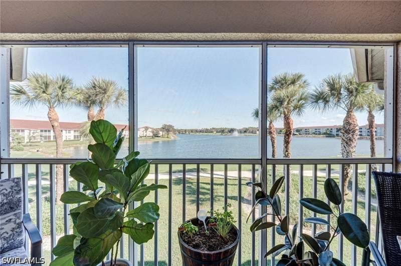 2 bedroom Condominium at 2770 Cypress Trace Cir 2424, Cypress Trace, Naples — photo 2