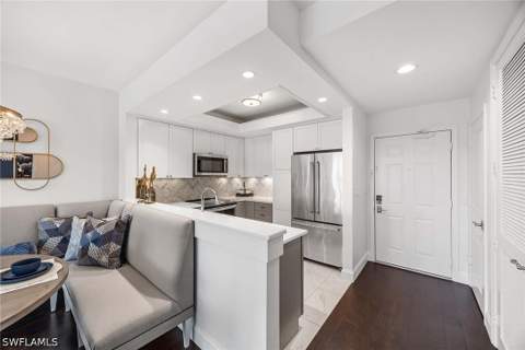 365 5th Ave S 305, Naples FL - photo 23 of 38