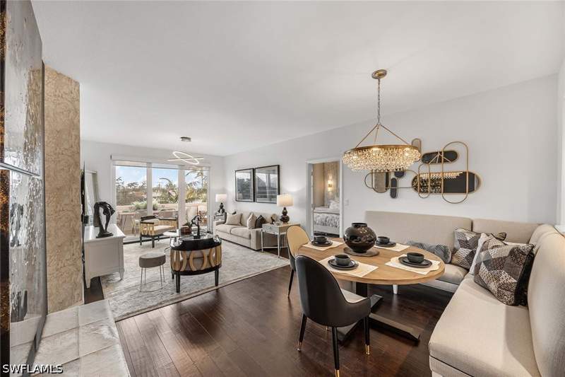 2 bedroom Condominium at 365 5th Ave S 305, Olde Naples, Naples — photo 4