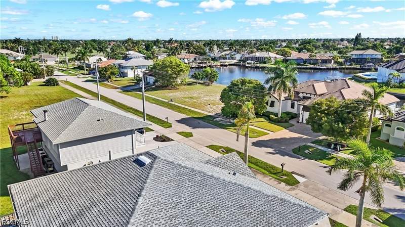 4 bedroom SingleFamilyResidence at 126 Greenview St, Marco Island, Marco Island — photo 3