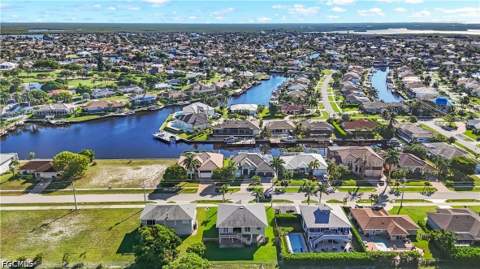 126 Greenview St, Marco Island FL - photo 7 of 10