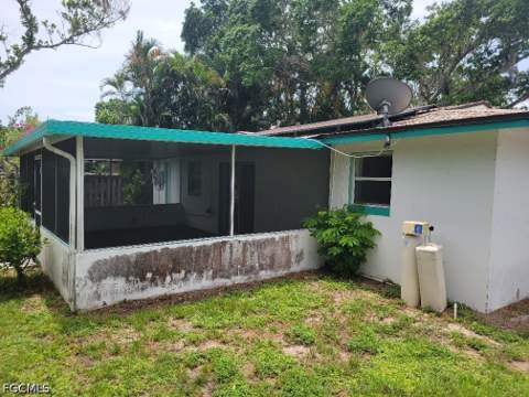 6683 E Tropicana Dr, Fort Myers FL - photo 10 of 11