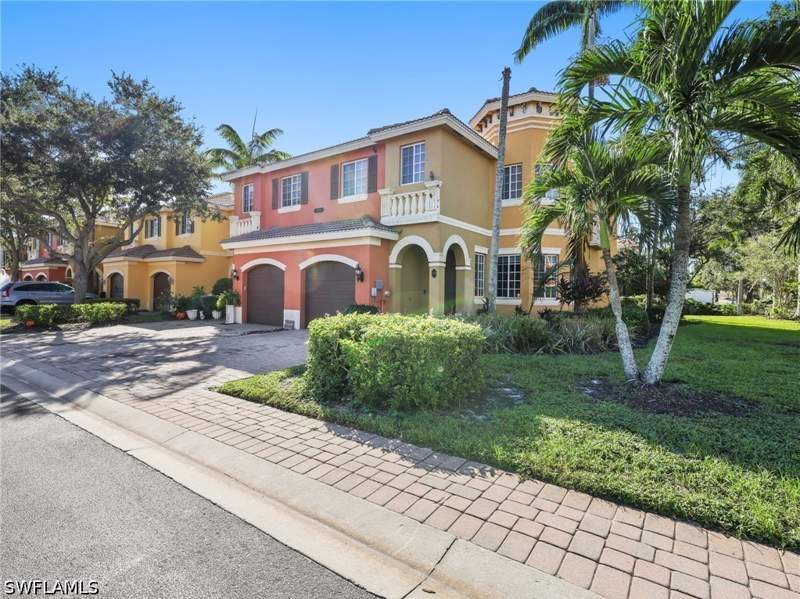 4 bedroom Townhouse at 10101 Tin Maple Dr 122, Copper Oaks, Estero — photo 5