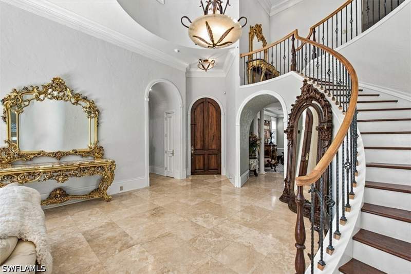 4 bedroom SingleFamilyResidence at 4660 Via Roma, Las Palmas, Estero — photo 3