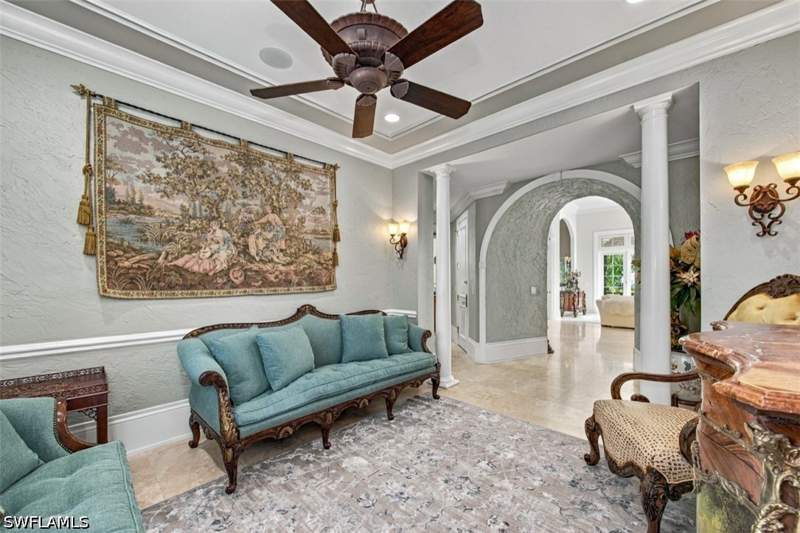 4 bedroom SingleFamilyResidence at 4660 Via Roma, Las Palmas, Estero — photo 4