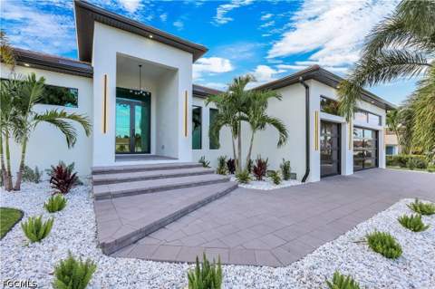 5230 Tamiami Ct, Cape Coral FL - photo 12 of 70