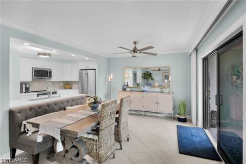 507 Seaview Ct Q2, Marco Island FL - photo 10 of 38
