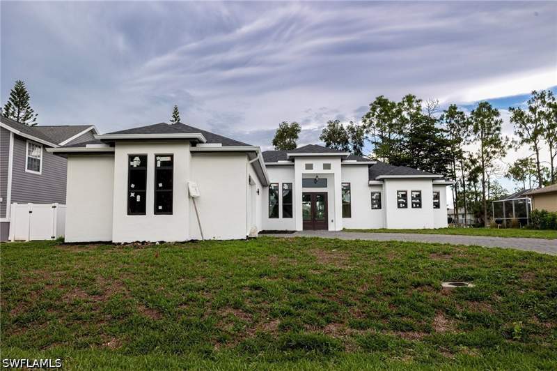4 bedroom SingleFamilyResidence at 10601 Landau Ln, San Carlos Estates, Bonita Springs — photo 2