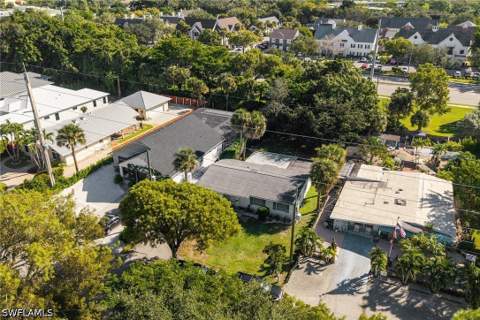 1010 13th St N, Naples FL - photo 9 of 12