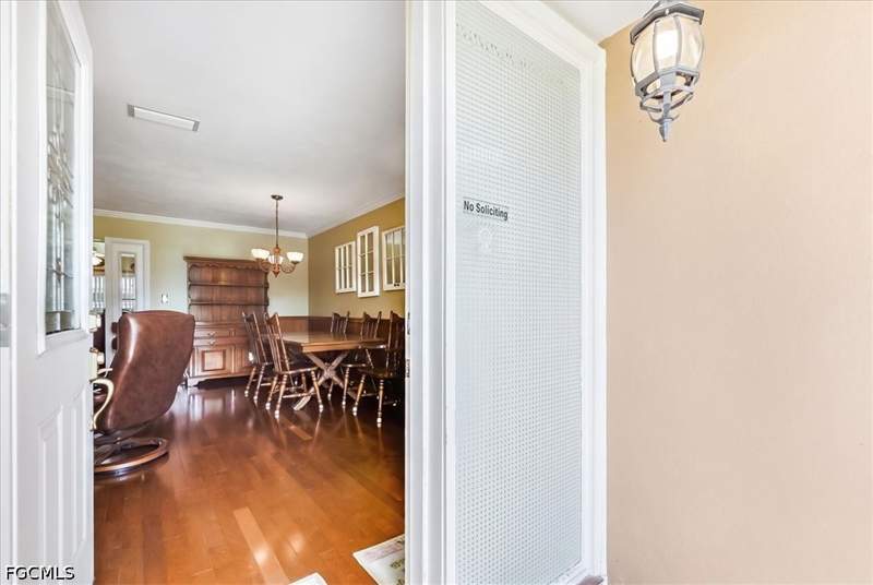 2 bedroom SingleFamilyResidence at 1459 Collins Rd, McGregor Groves, Fort Myers — photo 4