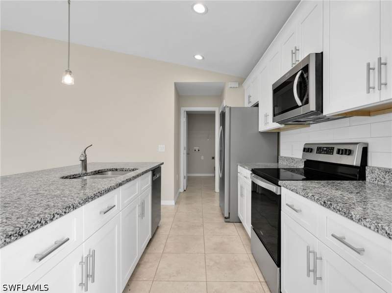 4 bedroom SingleFamilyResidence at 2810 NW 4th Pl, Cape Coral, Cape Coral — photo 2