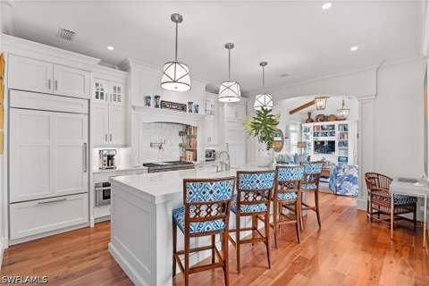 530 1st Ave N, Naples FL - photo 12 of 48