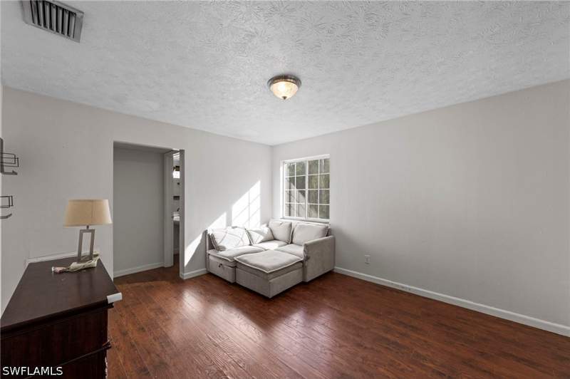 3 bedroom SingleFamilyResidence at 4285 2nd Ave SE, Golden Gate Estates, Naples — photo 5