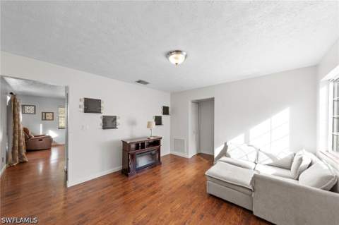 4285 2nd Ave SE, Naples FL - photo 6 of 50