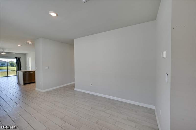 3 bedroom SingleFamilyResidence at 16512 Fire Coral Ln, Coral Bay, North Fort Myers — photo 5